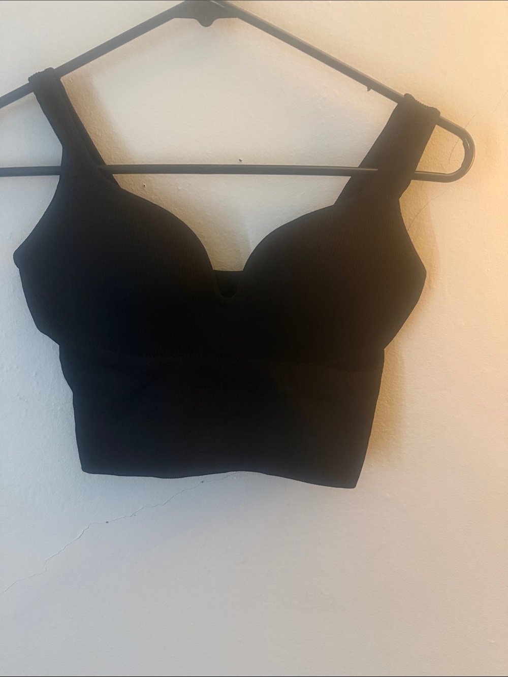 SHEIN Black Ribbed Sweetheart Crop Top